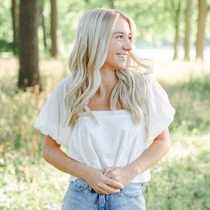 Meet your Posher, Kayla